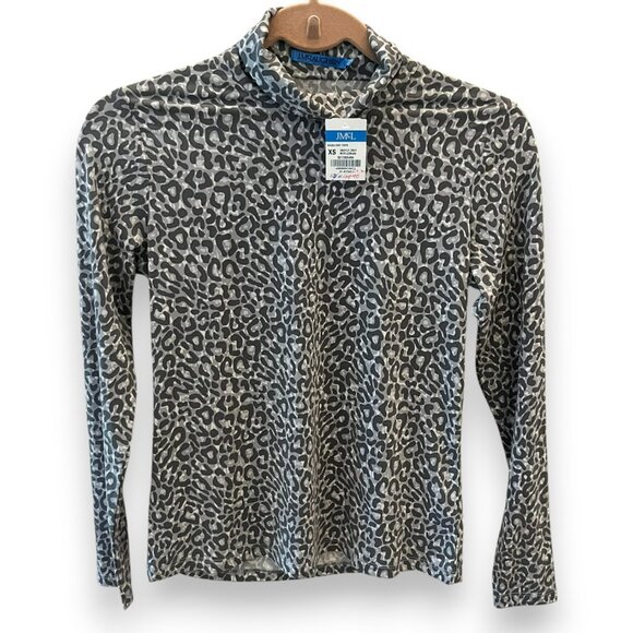 J Mclaughlin Tops - NWT J McLaughlin Nadia Turtleneck in Petit Leopard, XS